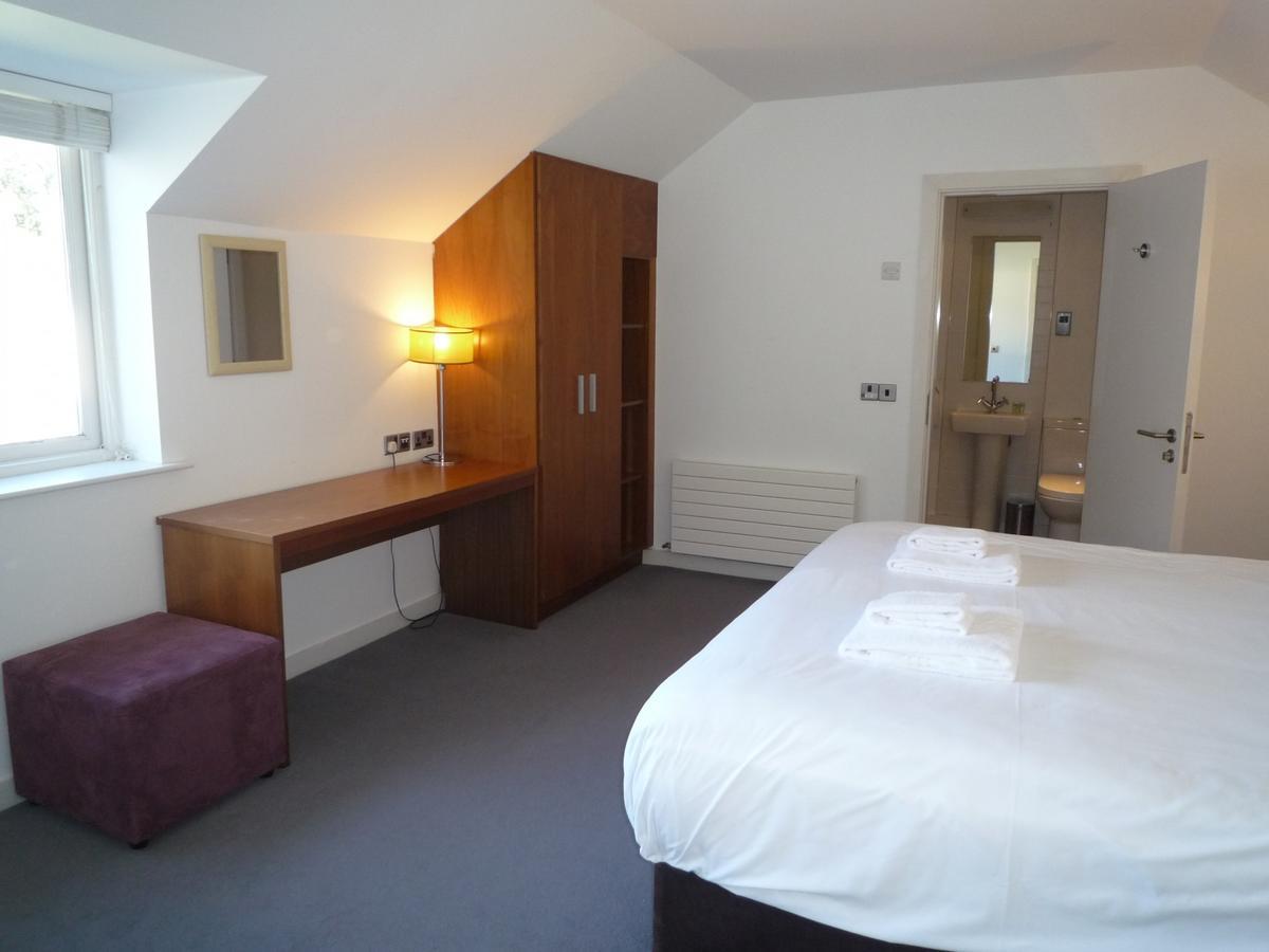 Castlemartyr Holiday Mews 3 Bed By Trident Holiday Homes מראה חיצוני תמונה
