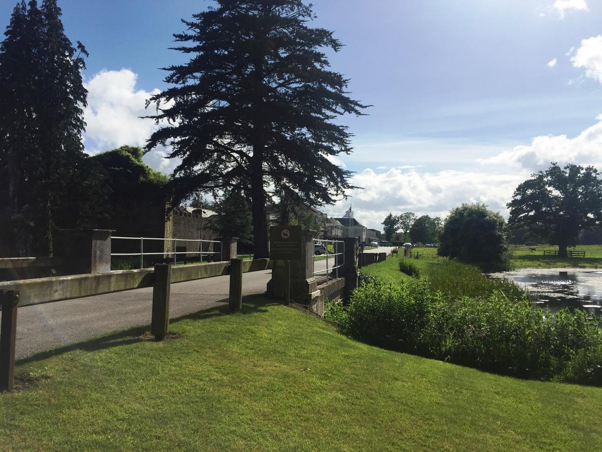 Castlemartyr Holiday Mews 3 Bed By Trident Holiday Homes מראה חיצוני תמונה